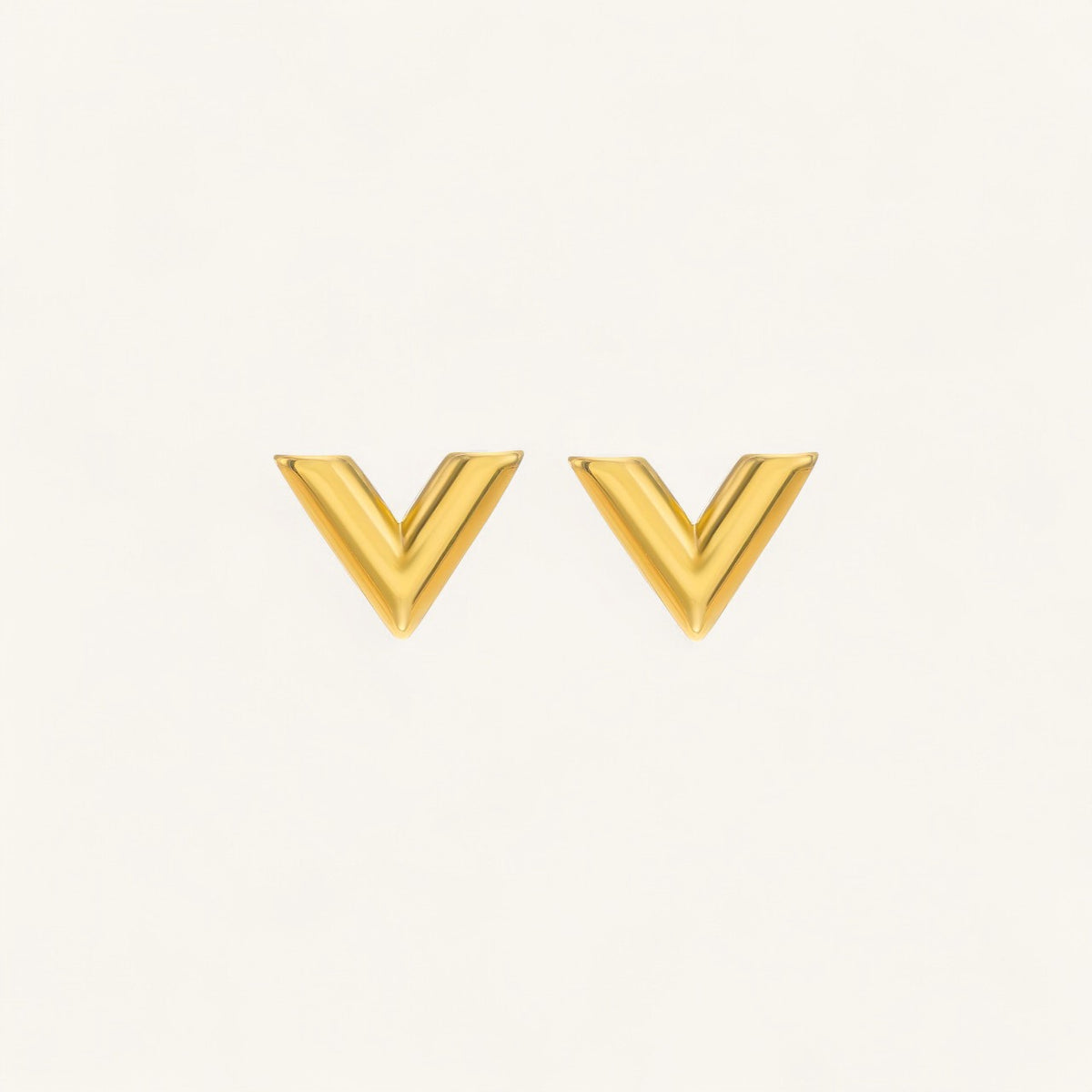 Vivienne stud earrings, 18K gold stainless steel stud earrings, gold stud earrings, Elegant stainless steel jewelry, Black Leopard Jewellery