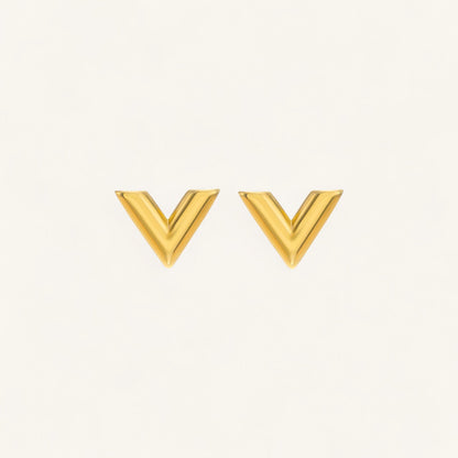 Vivienne stud earrings, 18K gold stainless steel stud earrings, gold stud earrings, Elegant stainless steel jewelry, Black Leopard Jewellery