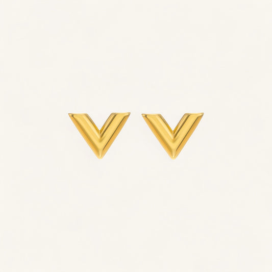Vivienne stud earrings, 18K gold stainless steel stud earrings, gold stud earrings, Elegant stainless steel jewelry, Black Leopard Jewellery